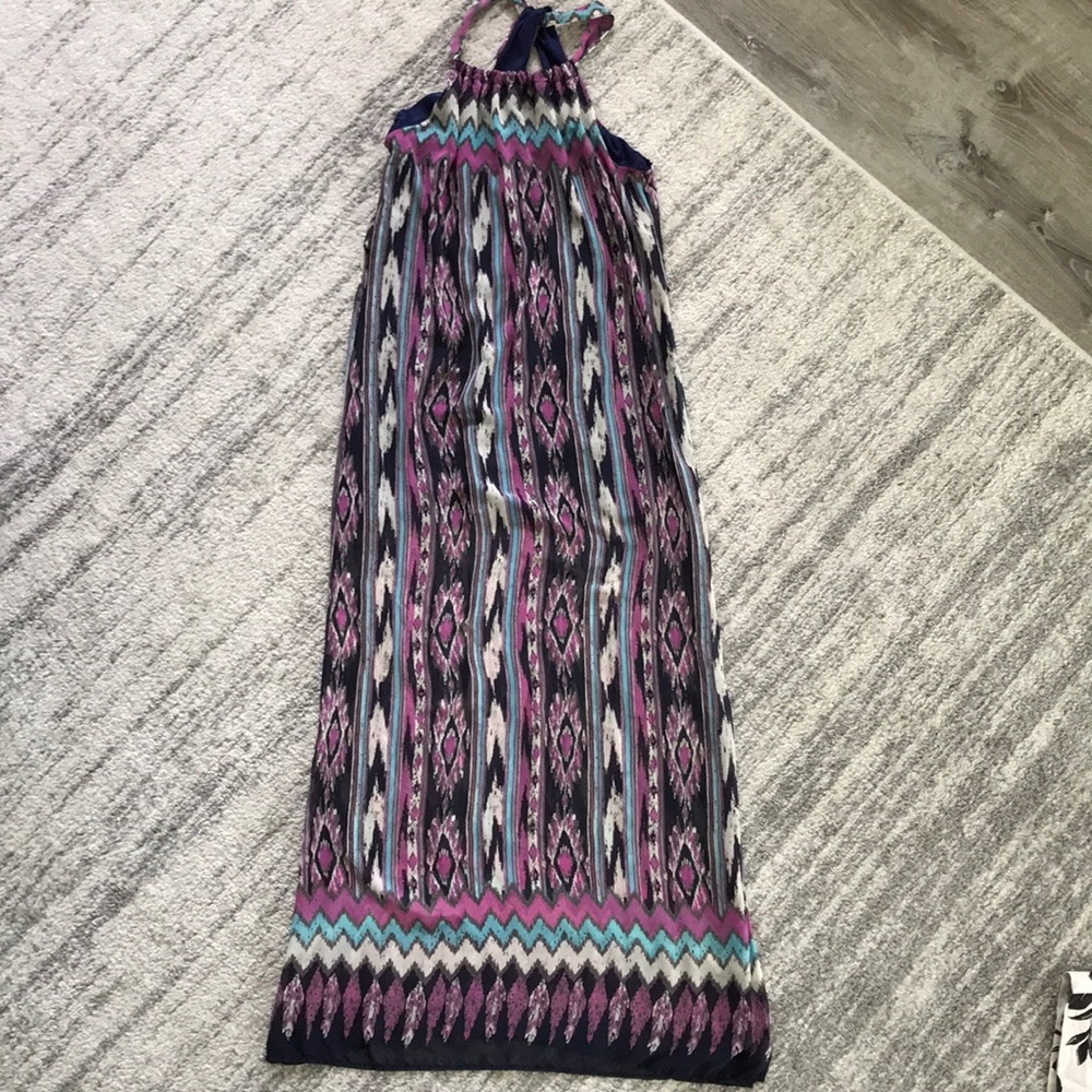 Beautiful maxi dress perfect for summer!